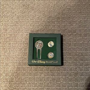 Walt Disney World golf repair tool